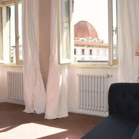 Panoramic Suite Near Duomo And Station Florence Buitenkant foto